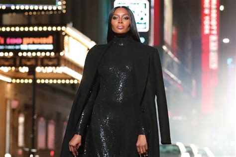 campbell michael kors|Naomi Campbell Closed the Michael Kors Fall 2021 Show in a .